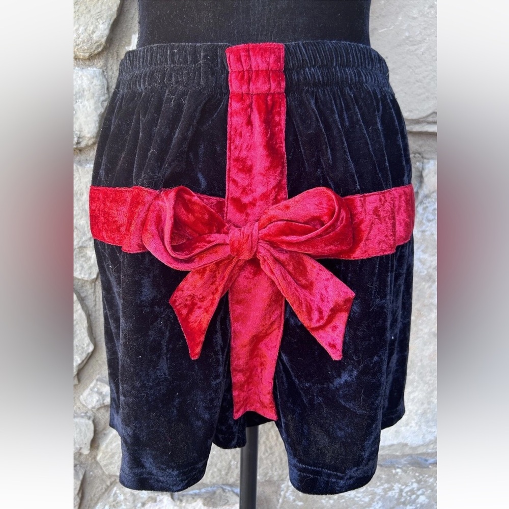 INTIMO Unisex Christmas Boxer Shorts Medium Black Velvet Velour‎ Red Bow EC